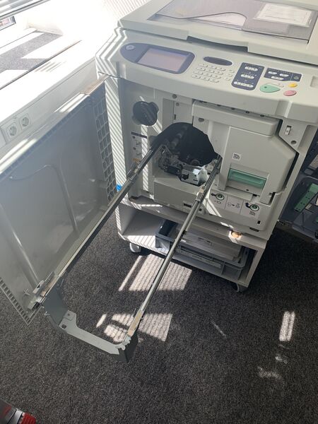 Datei:Riso without Cartridge.jpg